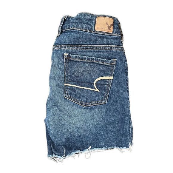 American Eagle Distressed Stretch Denim Cut-Off & Frayed‎ Shorts — SZ 0 LIKE NEW - Picture 3 of 12